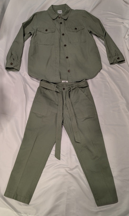 1190 - Kensie Olive Utility Shirt And Pants Set Button with Belt - NWOT - Med