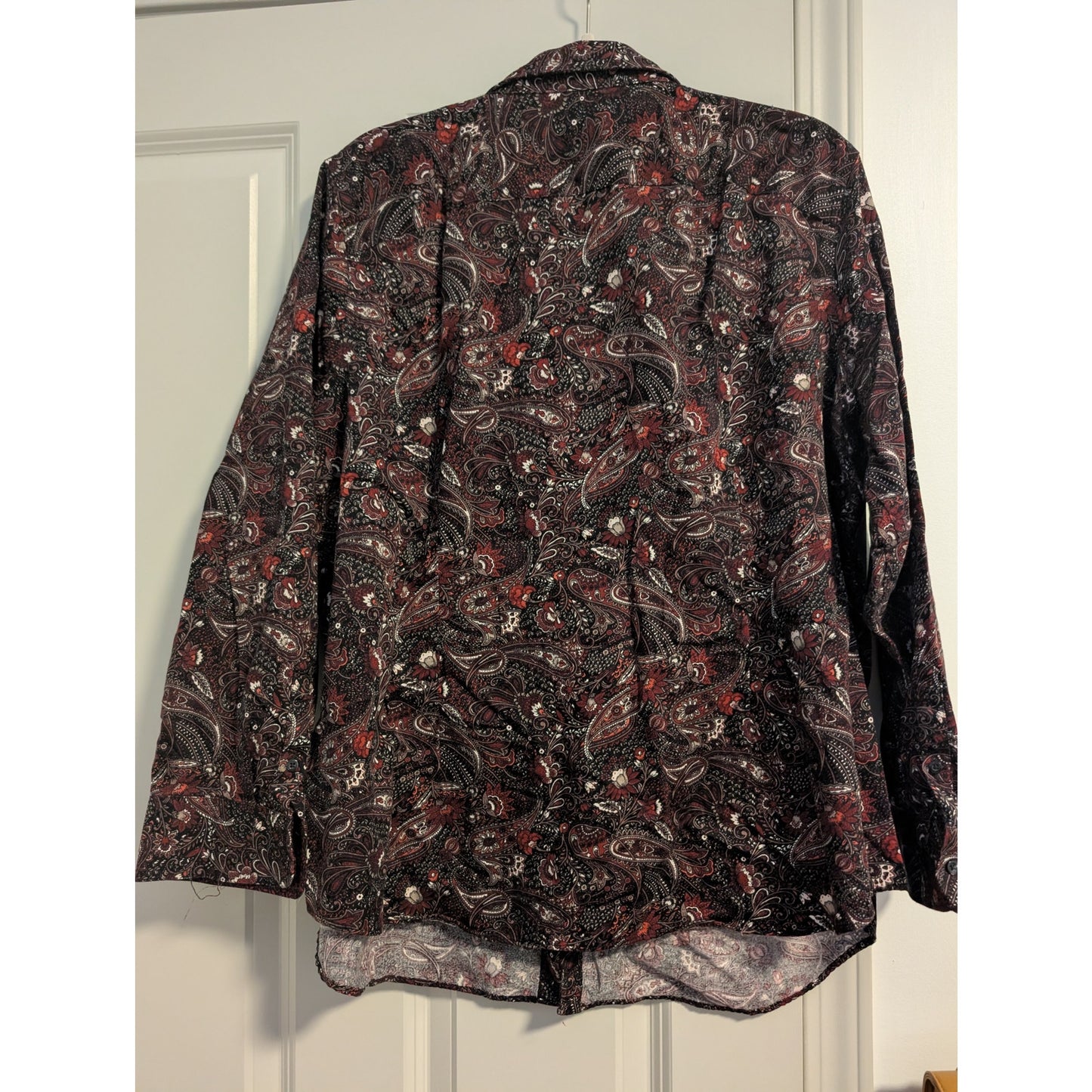 1528 - Chaps Black Western shirt with Floral pattern in wine color - 1XL