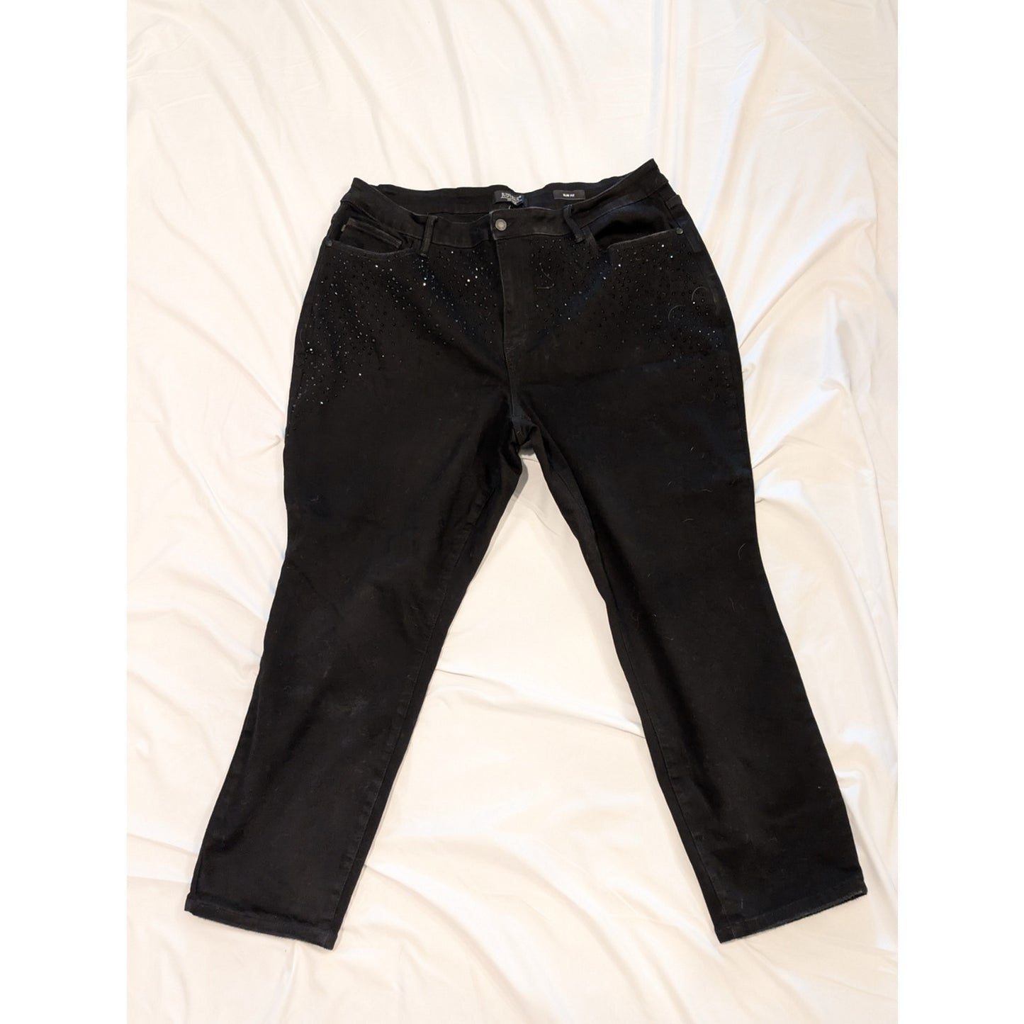 1034 - Judy Blue Black Skinny Jeans Black Rhinestones 22W