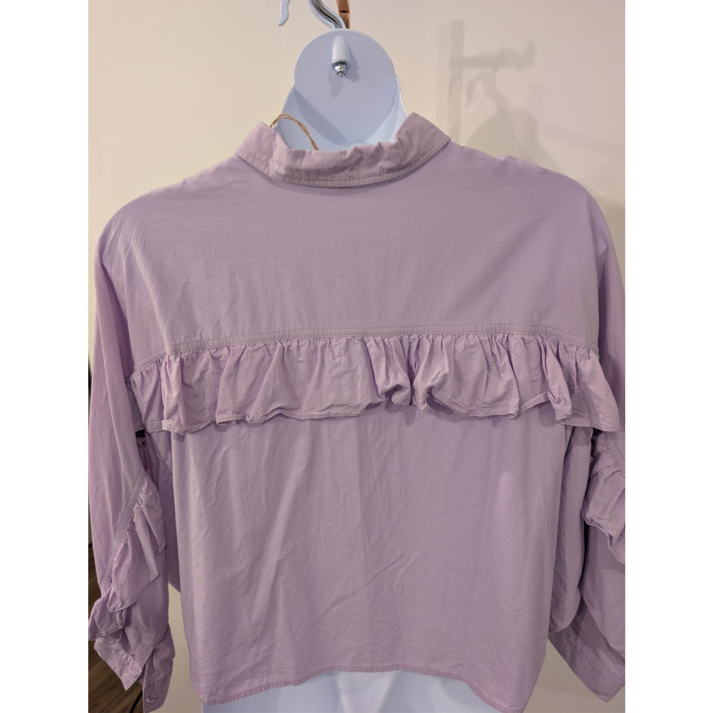 1057 - EASEL Lavender Ruffle Back Button Down NWT Size L