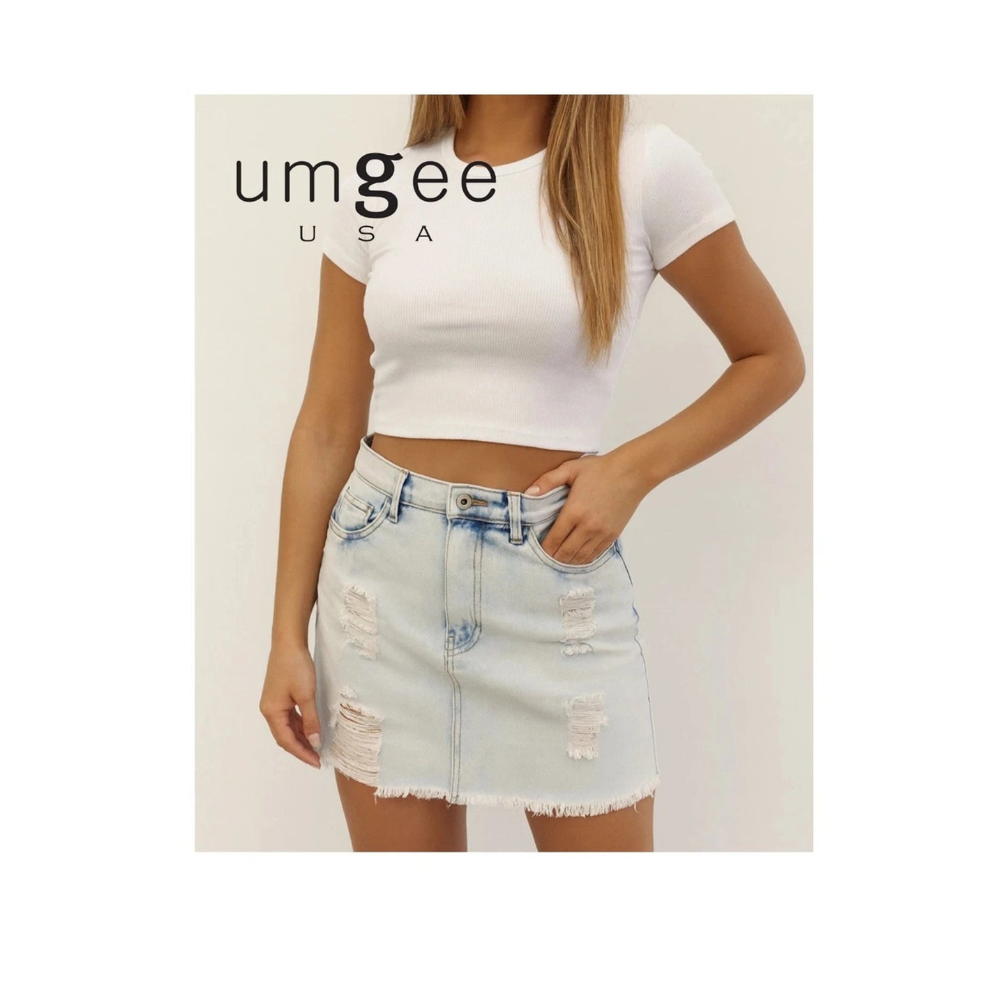 1011 - Umgee Distressed Denim Mini Skirt Light Wash Frayed Hem Size S - Used