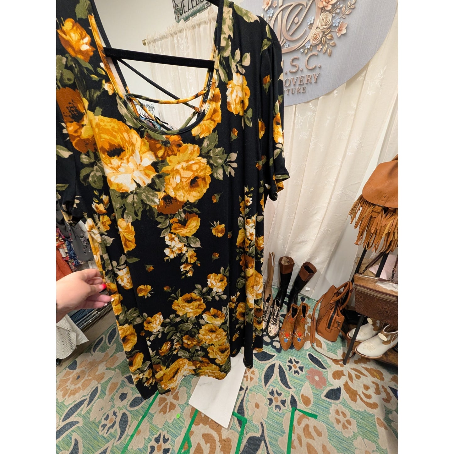 1454 - Vibe Cute Black Dress with Yellow roses - 3x