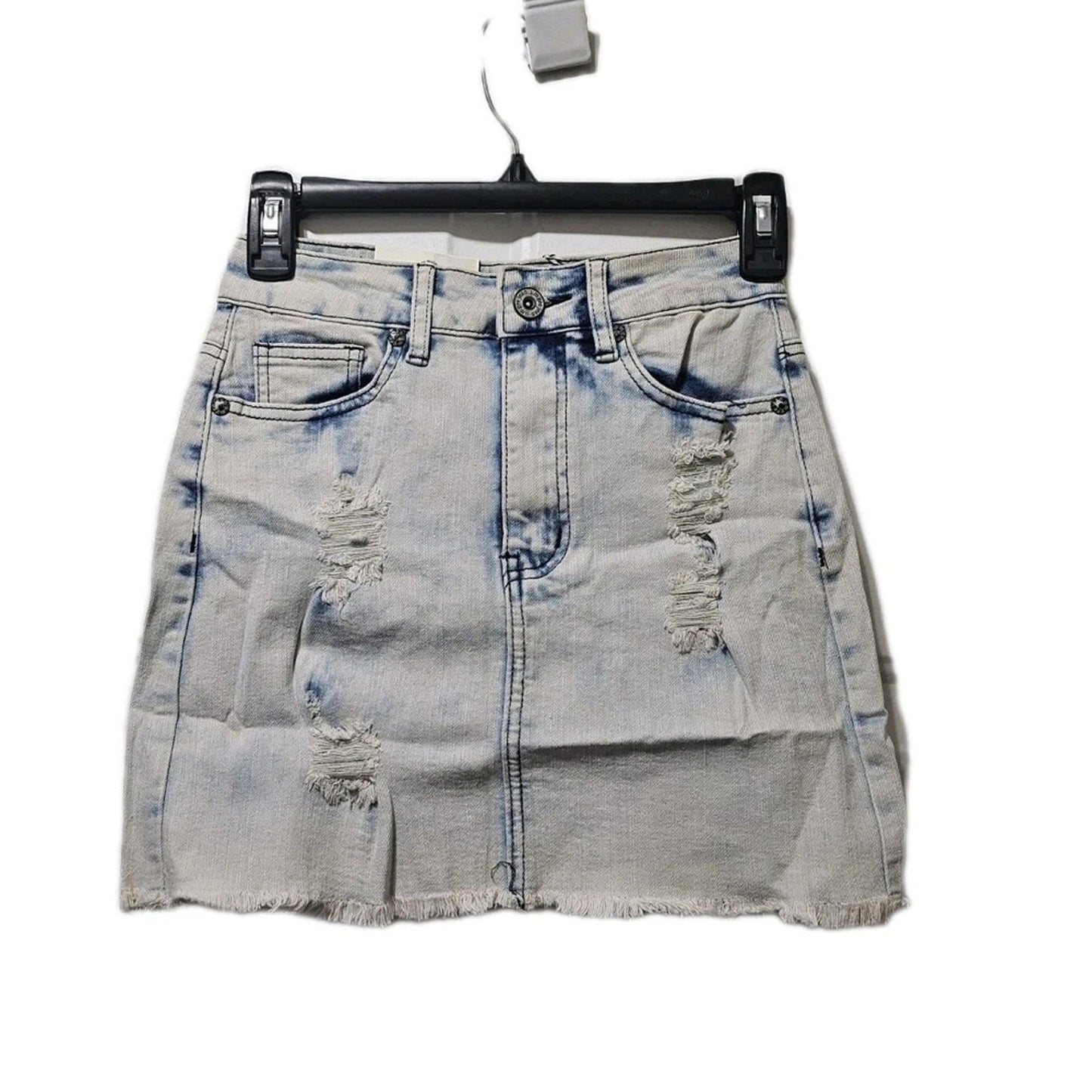 1011 - Umgee Distressed Denim Mini Skirt Light Wash Frayed Hem Size S - Used