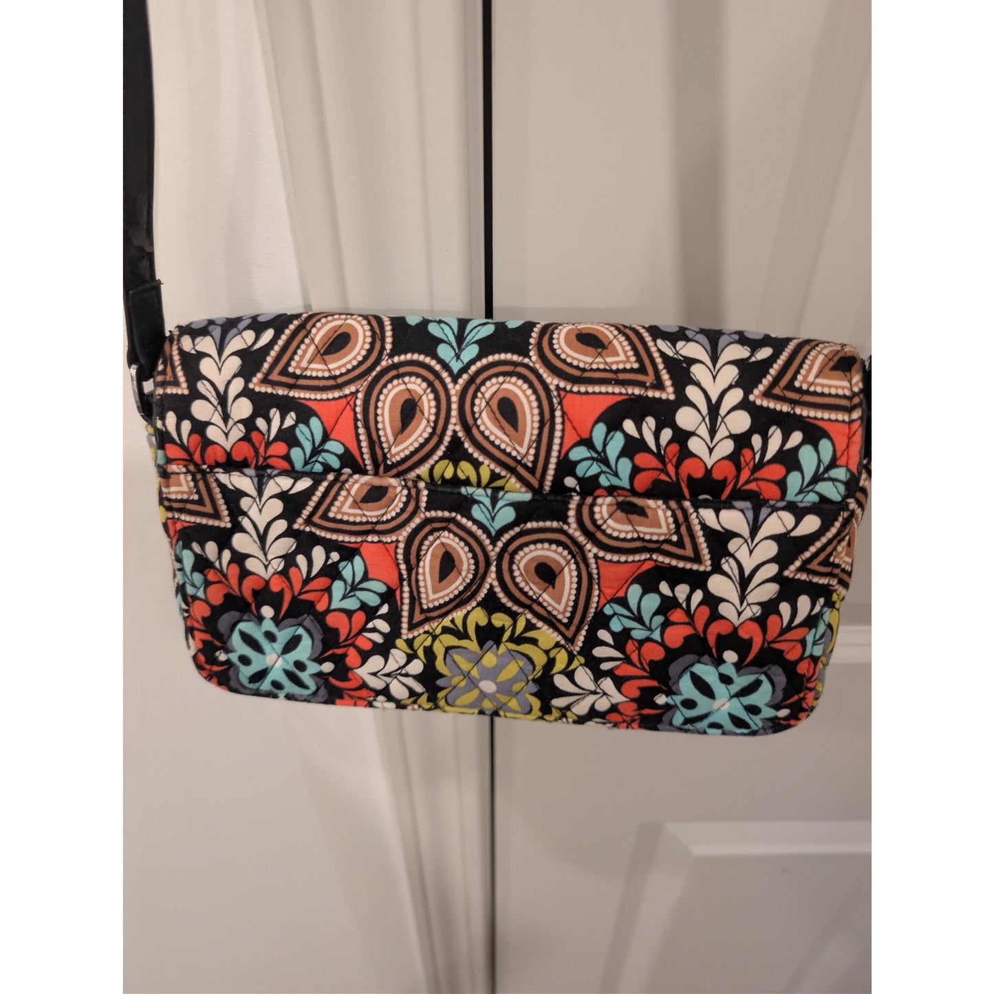 1367 - Vera Bradley Crossbody Purse Sierra Pattern - NWOT