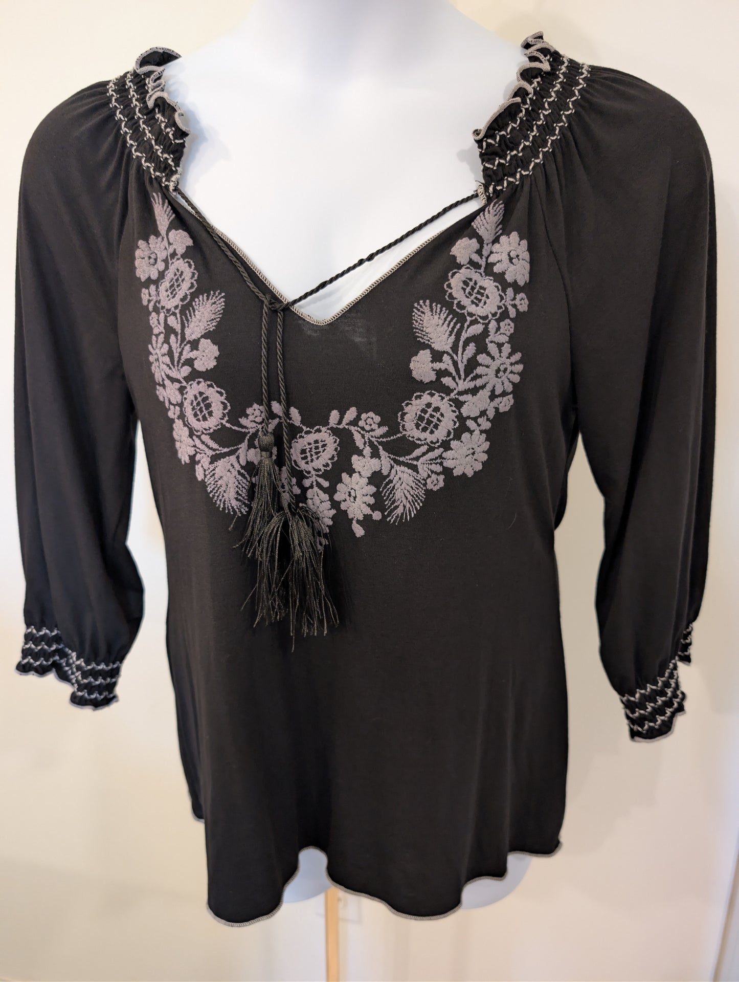 1169-Tryst Boho Black Peasant Blouse Floral Embroidered Tassel Tie - Large - New