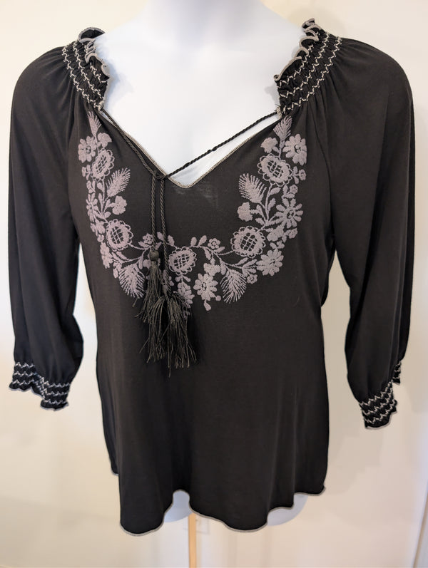 1169-Tryst Boho Black Peasant Blouse Floral Embroidered Tassel Tie - Large - New