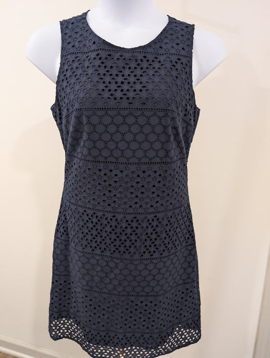 1194 - Sharagano Navy Eyelet Sleeveless Sheath Dress Size 8