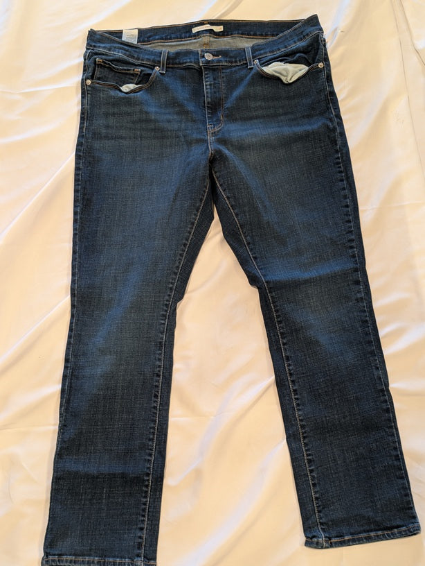 1204 - Levi's Straight Leg Dark Wash Denim Jeans Vintage - Size 18