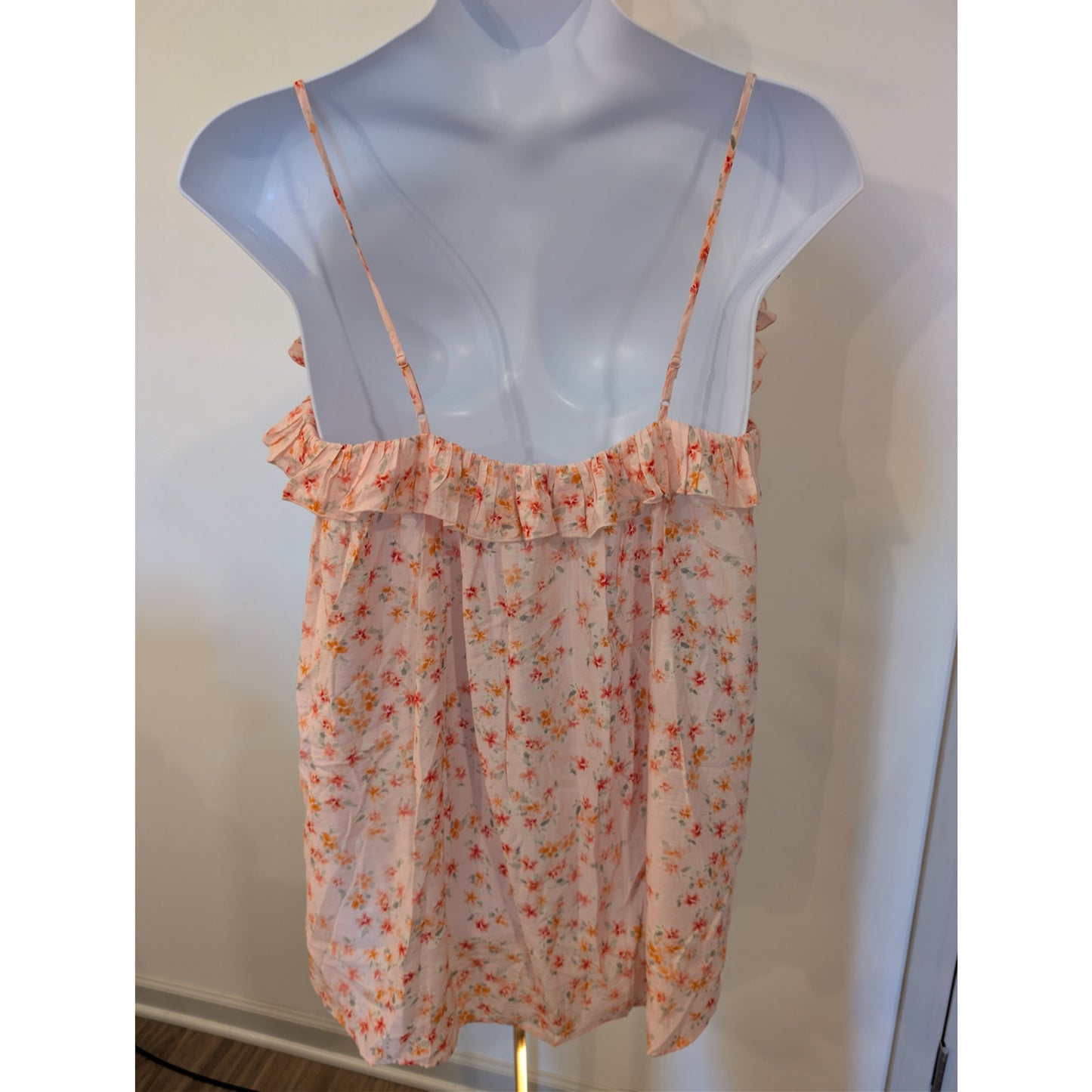 1154 - H & M Floral Ruffle Cami Top Pink Sheer Boho - NWT - Size Large