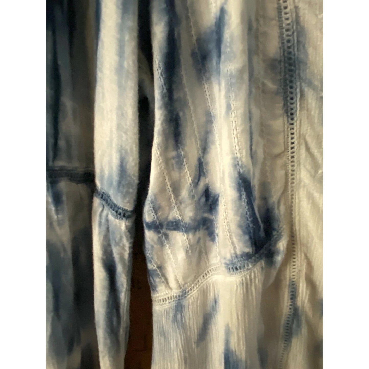 1261 - Vintage America Tie Dye - XL Embroidered and Crochet