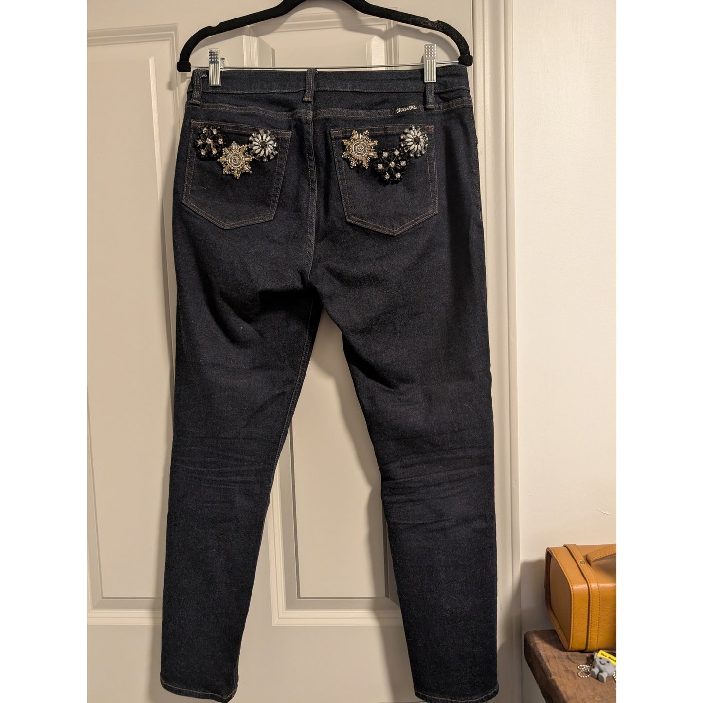 1484 - Miss Me Jeans with Beaded back pockets - 30 x 27 NWOT