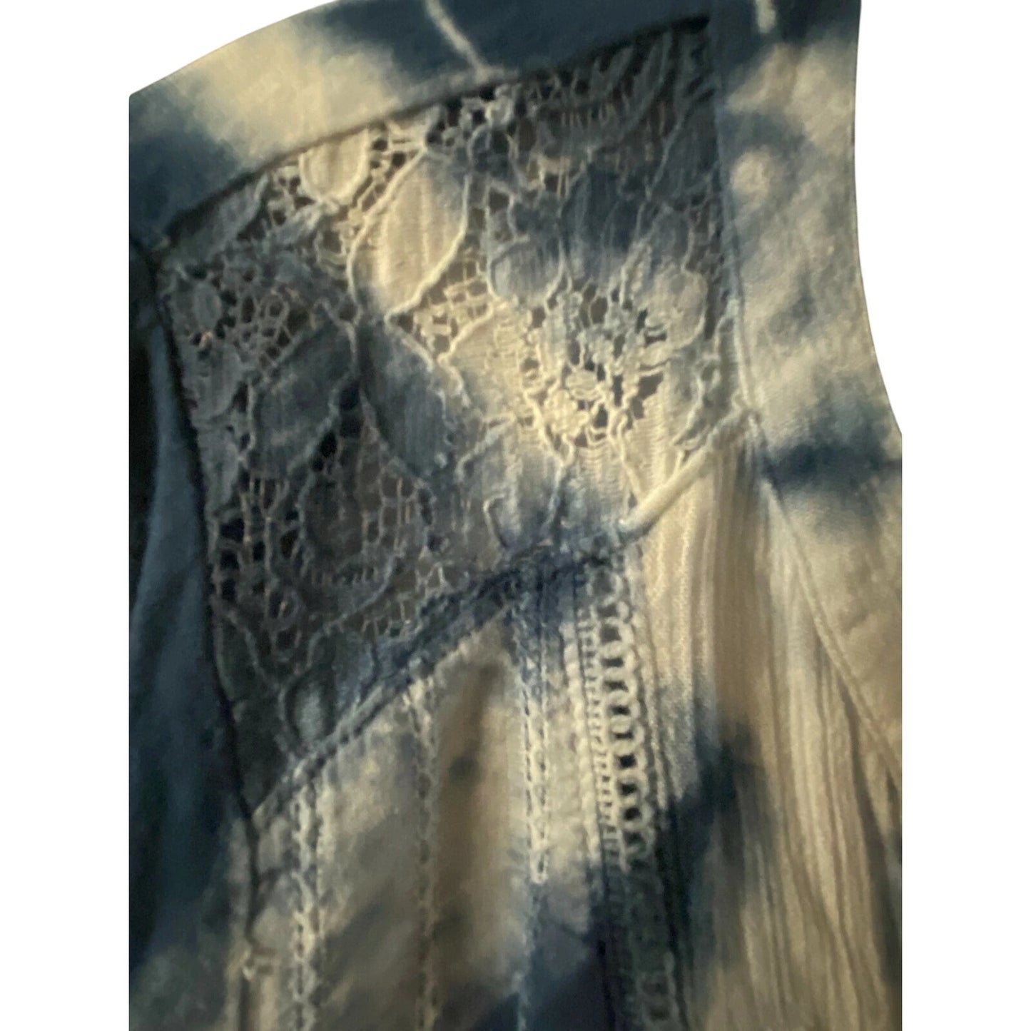1261 - Vintage America Tie Dye - XL Embroidered and Crochet