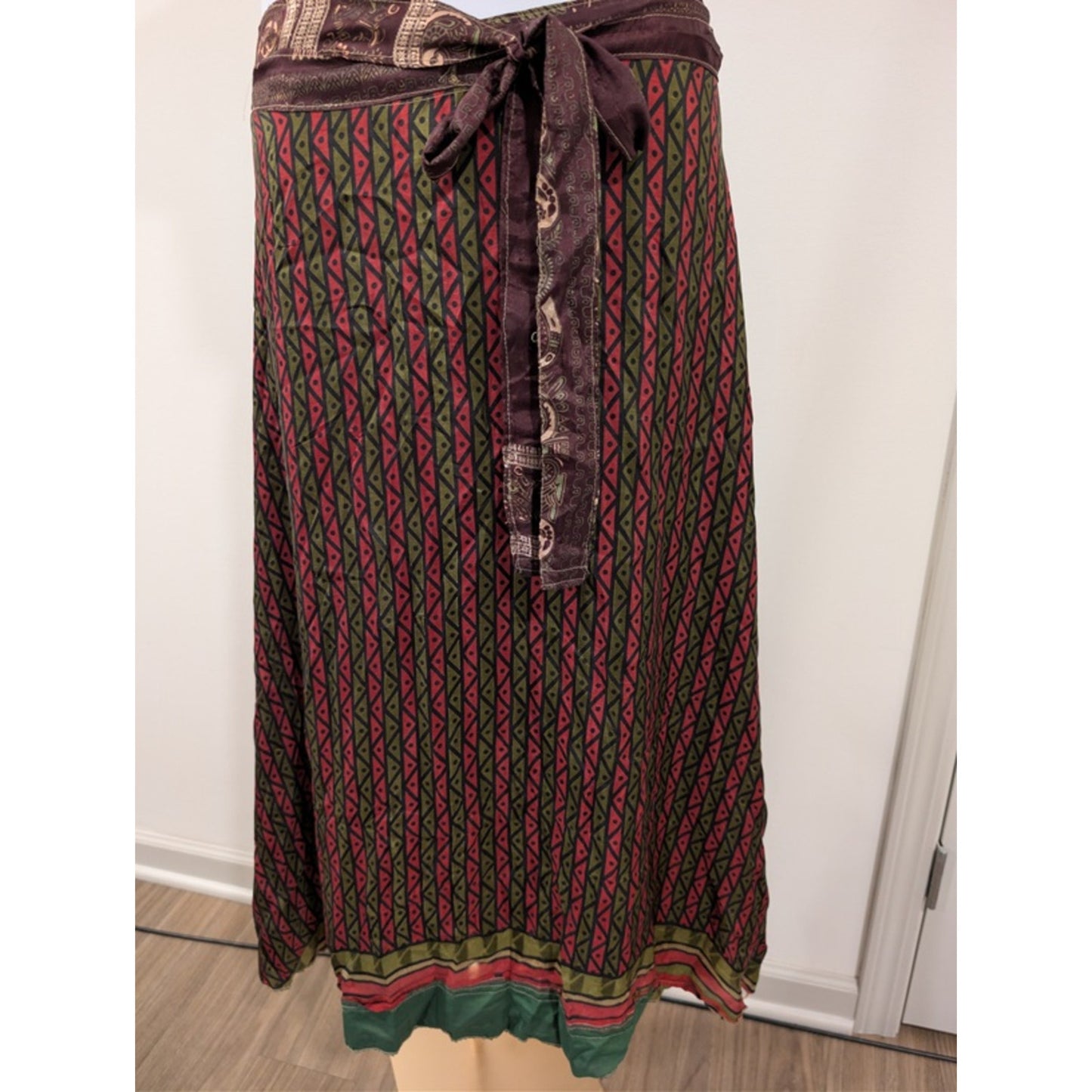 1152 - JackpoBoho Printed Wrap Skirt Tie Waist Maxi Midi Red Green Purple - NWT