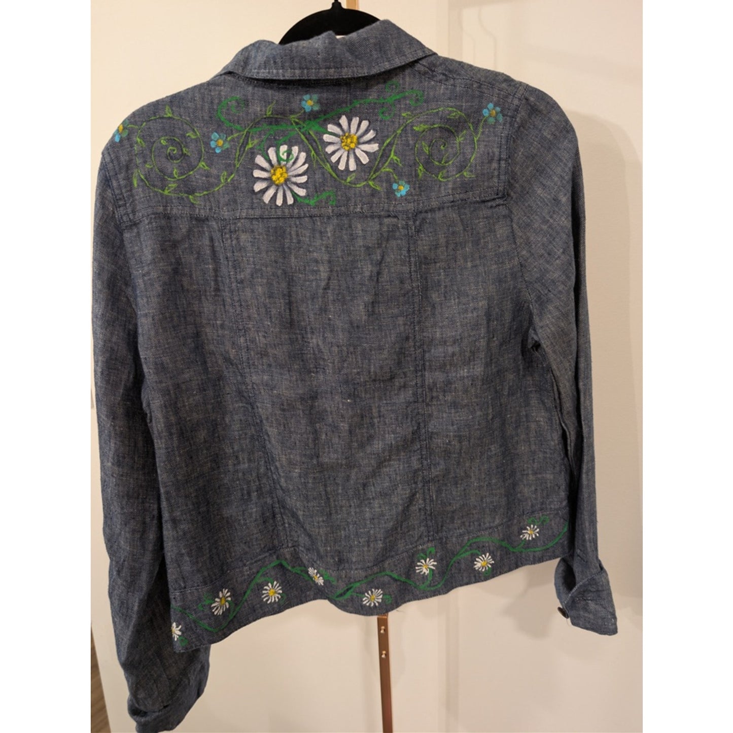1042 - Willi Smith Hand Painted Floral Button Front Jacket
