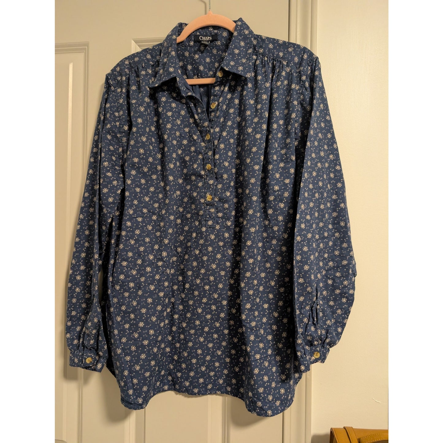 1509 - Chaps Blue Partial Button Down Shirt with floral print - XL