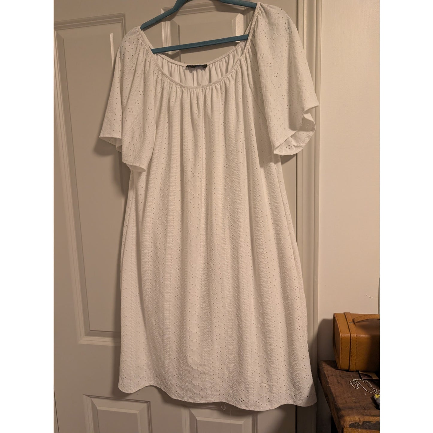 1540 - American Street Wear White Eyelet Dress - Size 2x