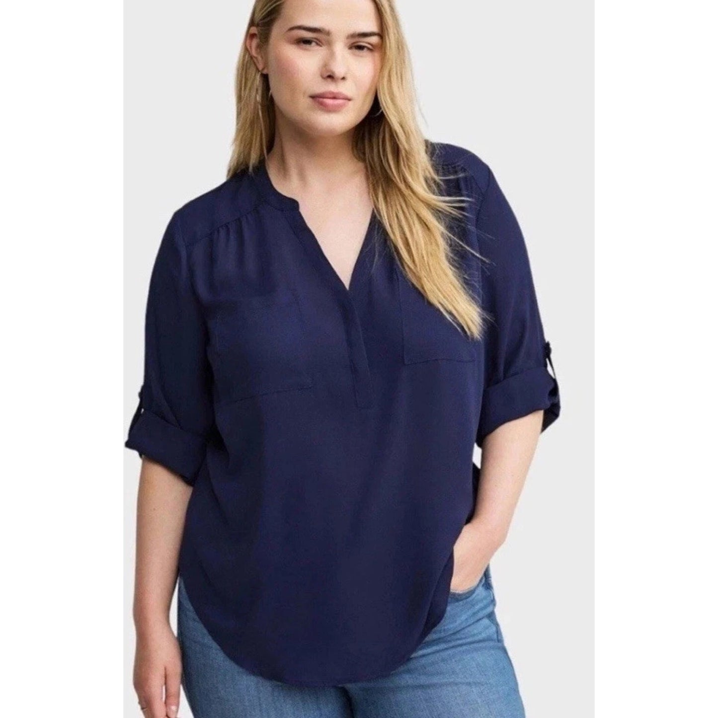 1090 - TORRID Navy Blue V Neck Roll Tab Sleeve Blouse NWT 2X