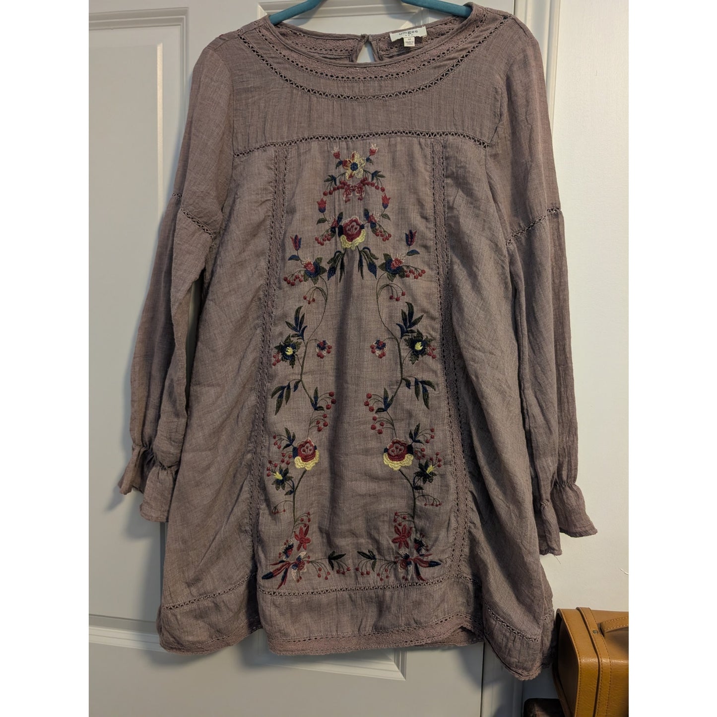 1492 - Umgee Fully Embroidered and Crochet Detail Tunic - Size M