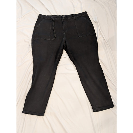1028 - Judy Blue Black Jogger High Rise Utility Pockets 24W
