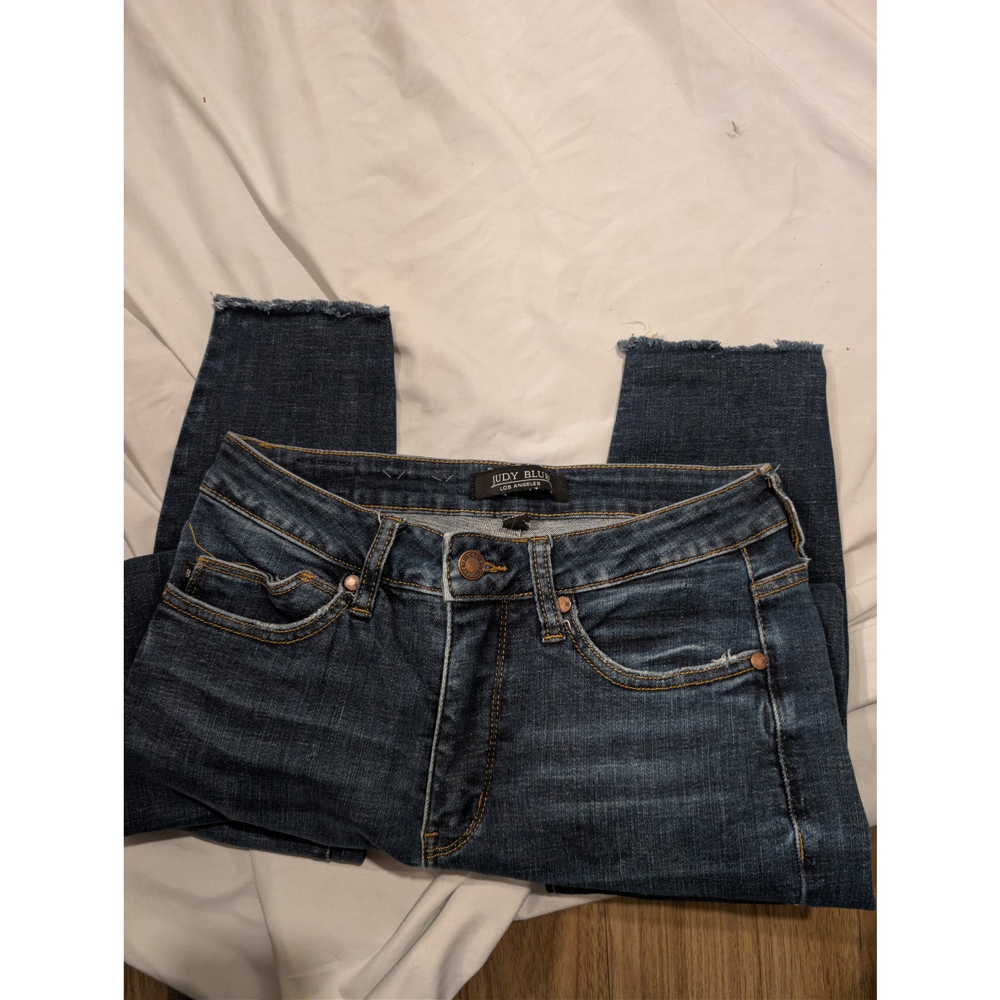 1348 - Judy Blue Distressed jeans - Size 7