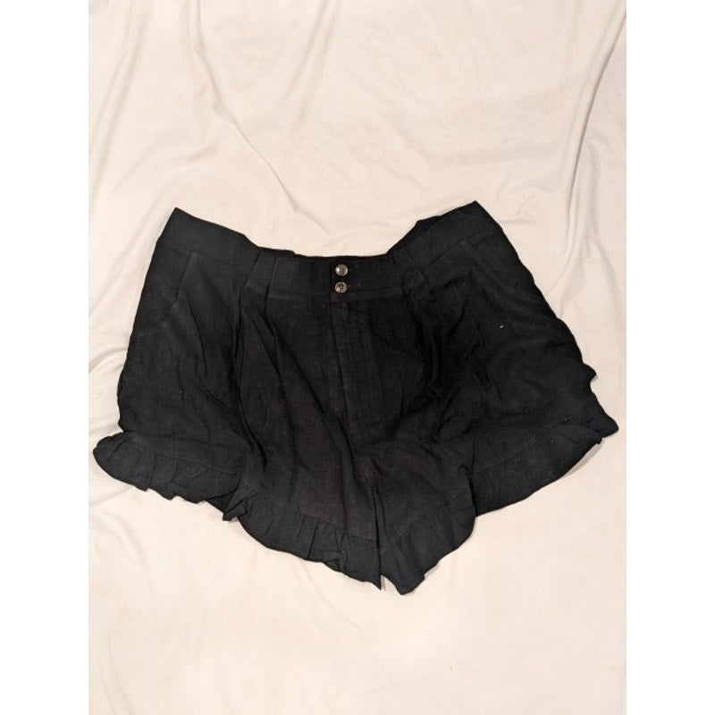 1390 - Umgee Black Ruffle Shorts - 1X - NWT