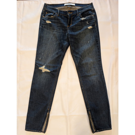 1024 - Abercrombie & Fitch Zippered Ankle Jeans - Size 6  W28