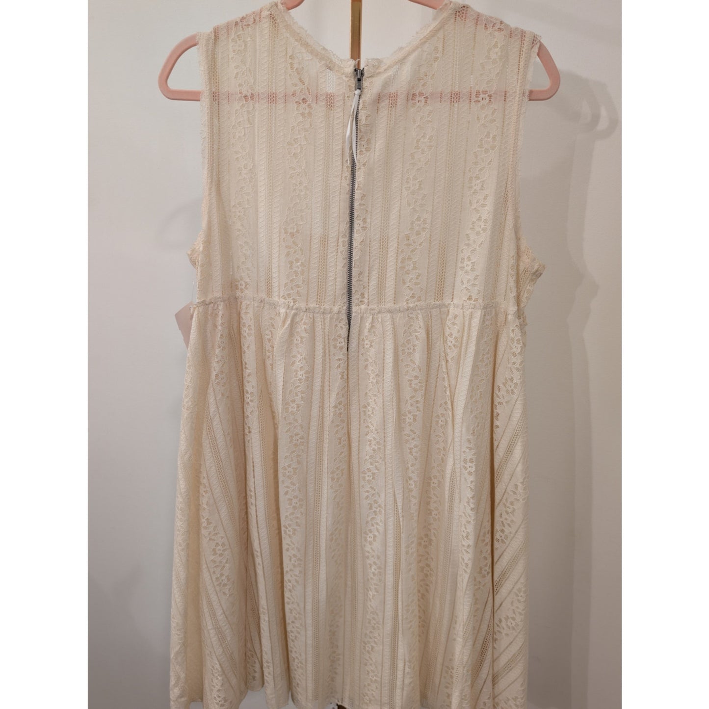 1041 - FREE PEOPLE Cream Lace Sleeveless Babydoll Dress L