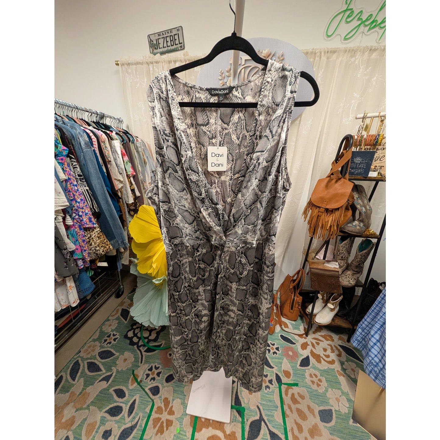 1449- Davi & Dani Snakeskin Sleeveless Dress - NWT - 3XL