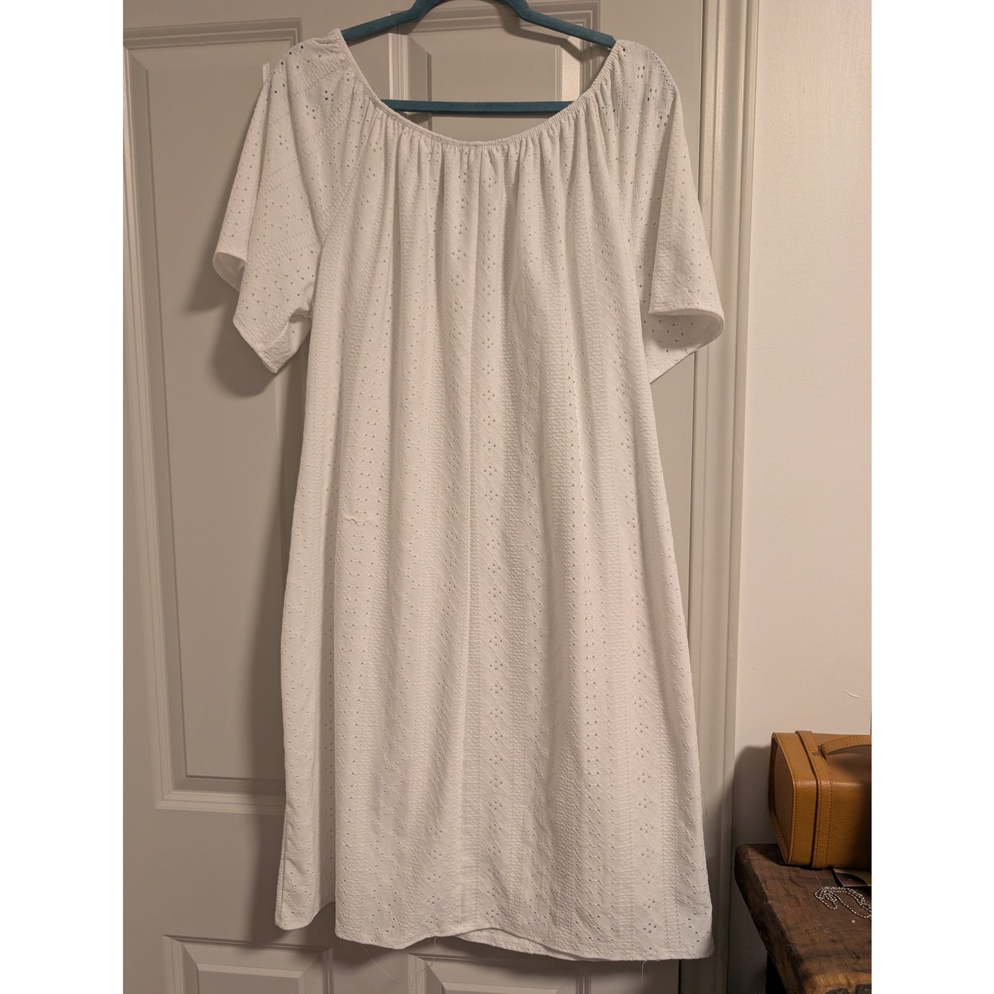 1540 - American Street Wear White Eyelet Dress - Size 2x