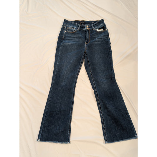 1037 - Judy Blue Flare Bootcut Dark Wash Distressed 13/31