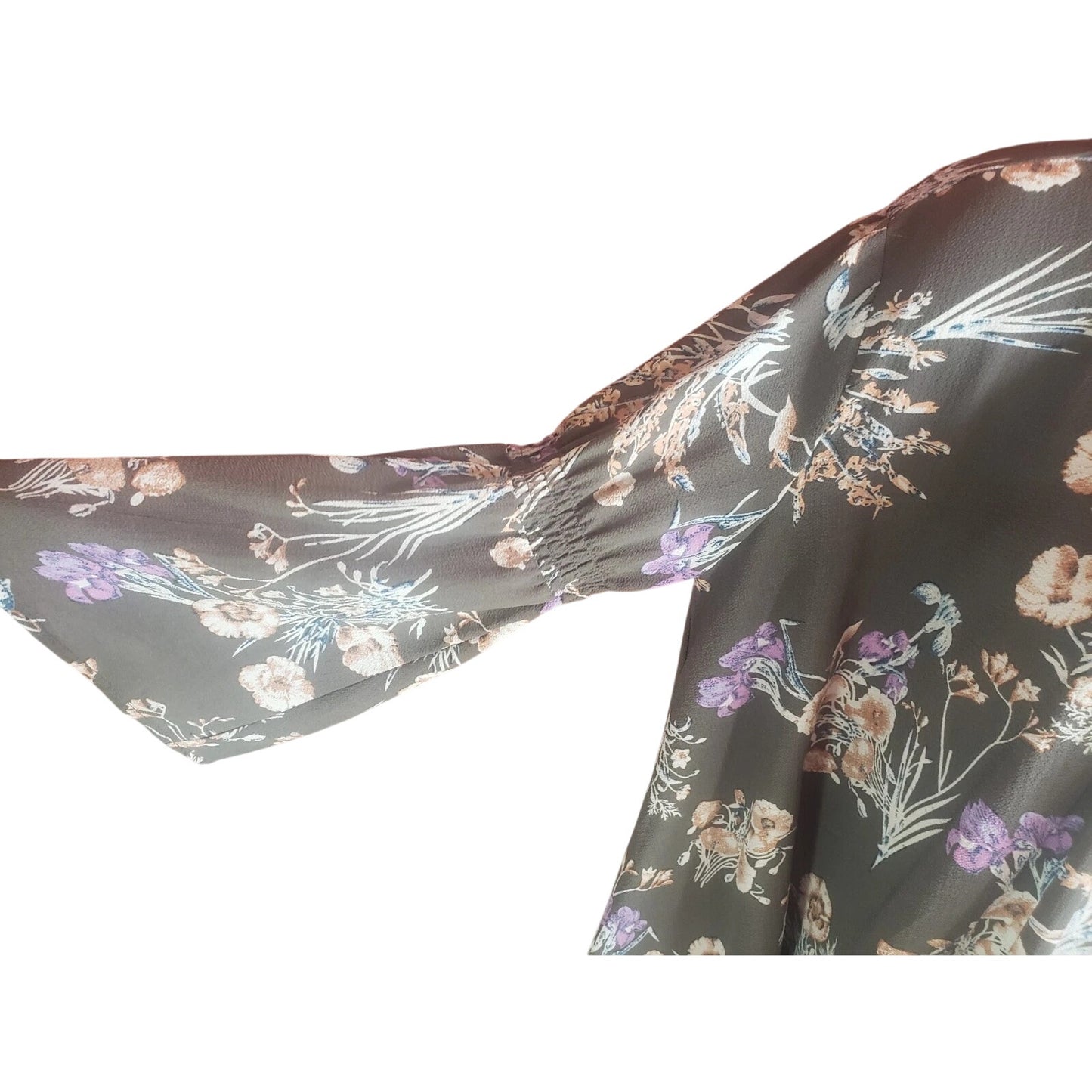 1407 - Umgee Gray Floral dress with buttoned keyhole - Medium