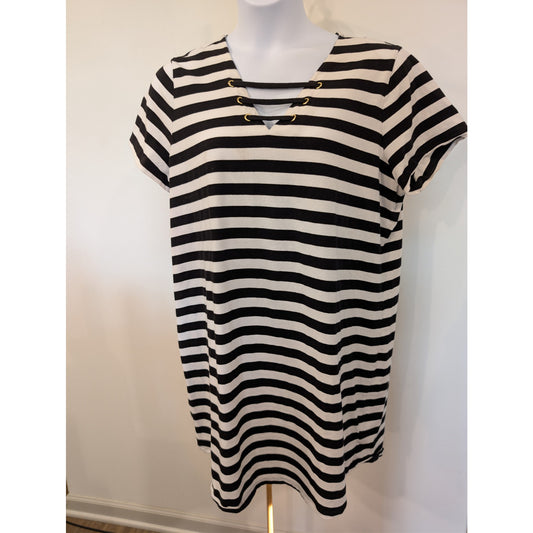 1014 - Michael Kors Striped Lace Up Dress Top Black White Short Sleeve - Size 2X