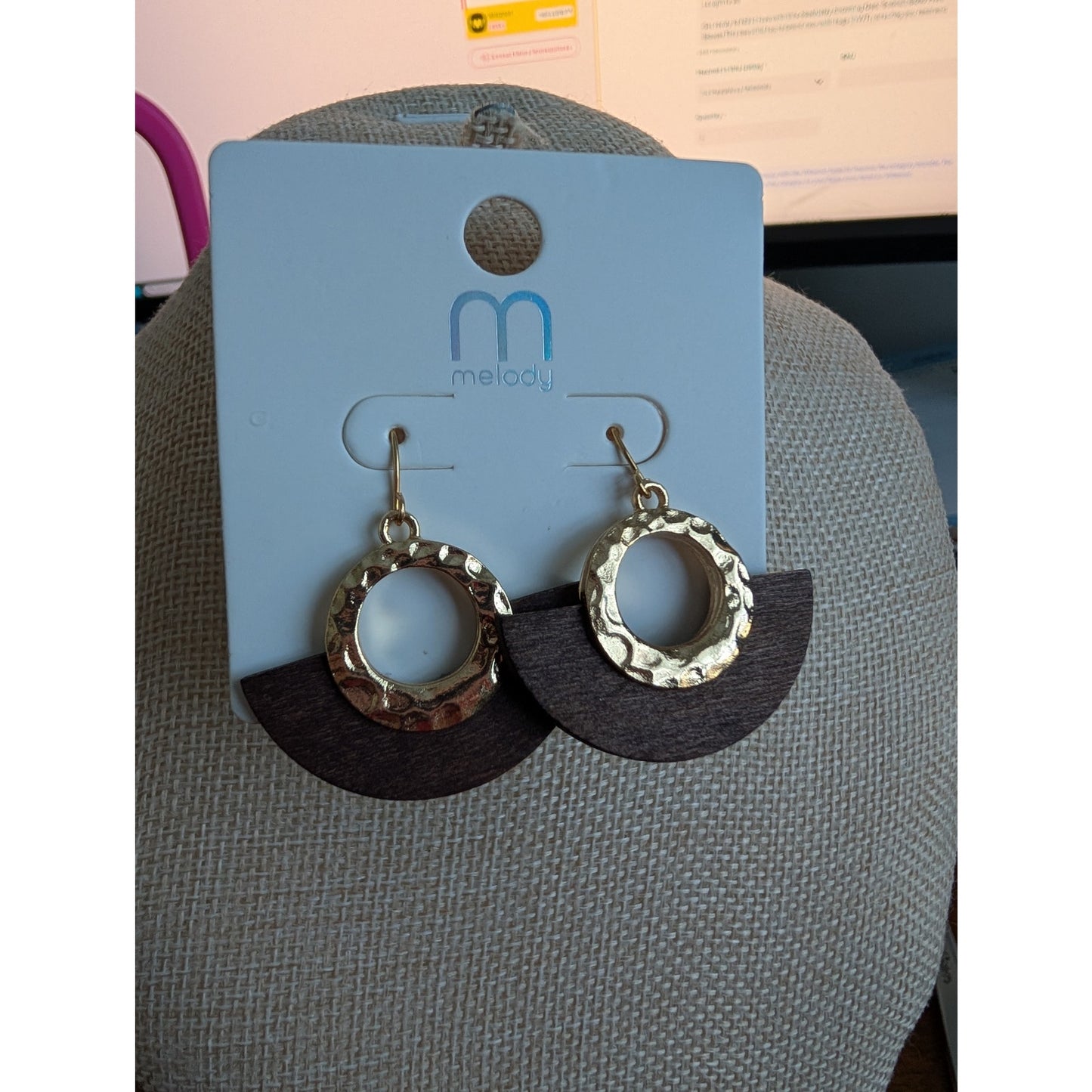 1400 - Beat goldtone and wood earrings - NWT