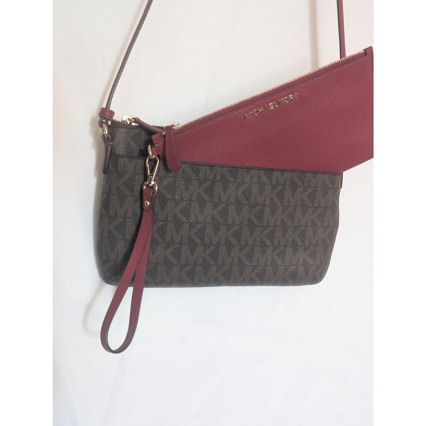 1062 - Michael Kors Monogram Crossbody Bag Burgundy Trim Wristlet