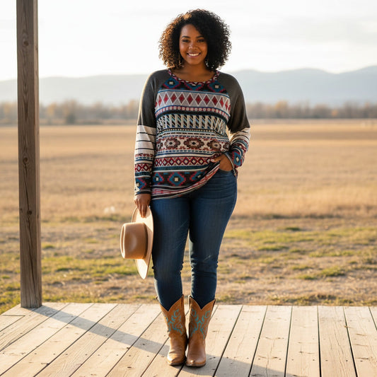 1473 - Bloomchic Aztec print with waffle knit sleeves - 26-30 - NWOT