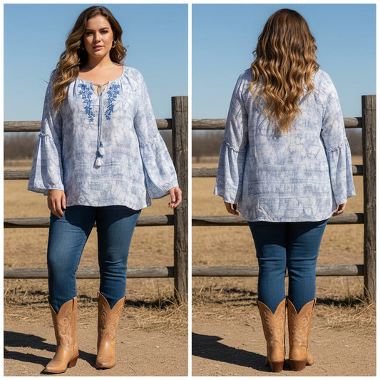 1496 - Lee White and Blue Blouse with Embroidery - 3x
