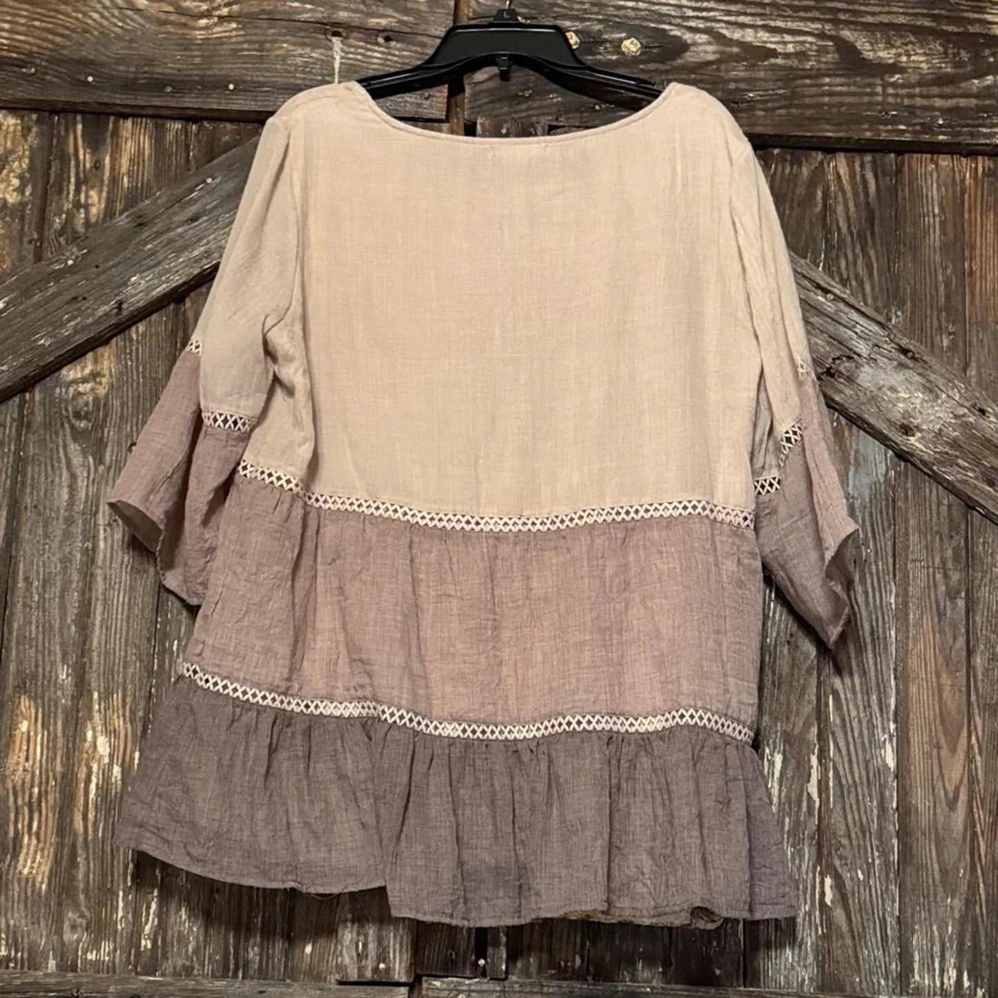 1123 - Indigo Soul Boho Linen Blend Tiered Top Beige Short Sleeve - NWT - Med