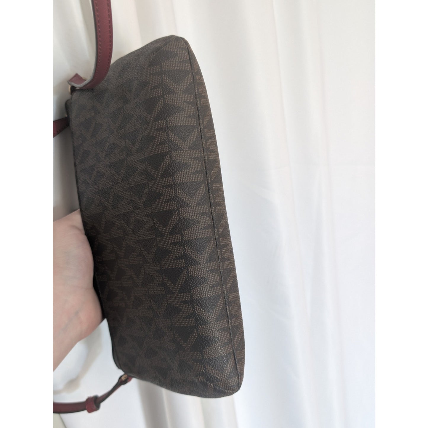 1062 - Michael Kors Monogram Crossbody Bag Burgundy Trim Wristlet