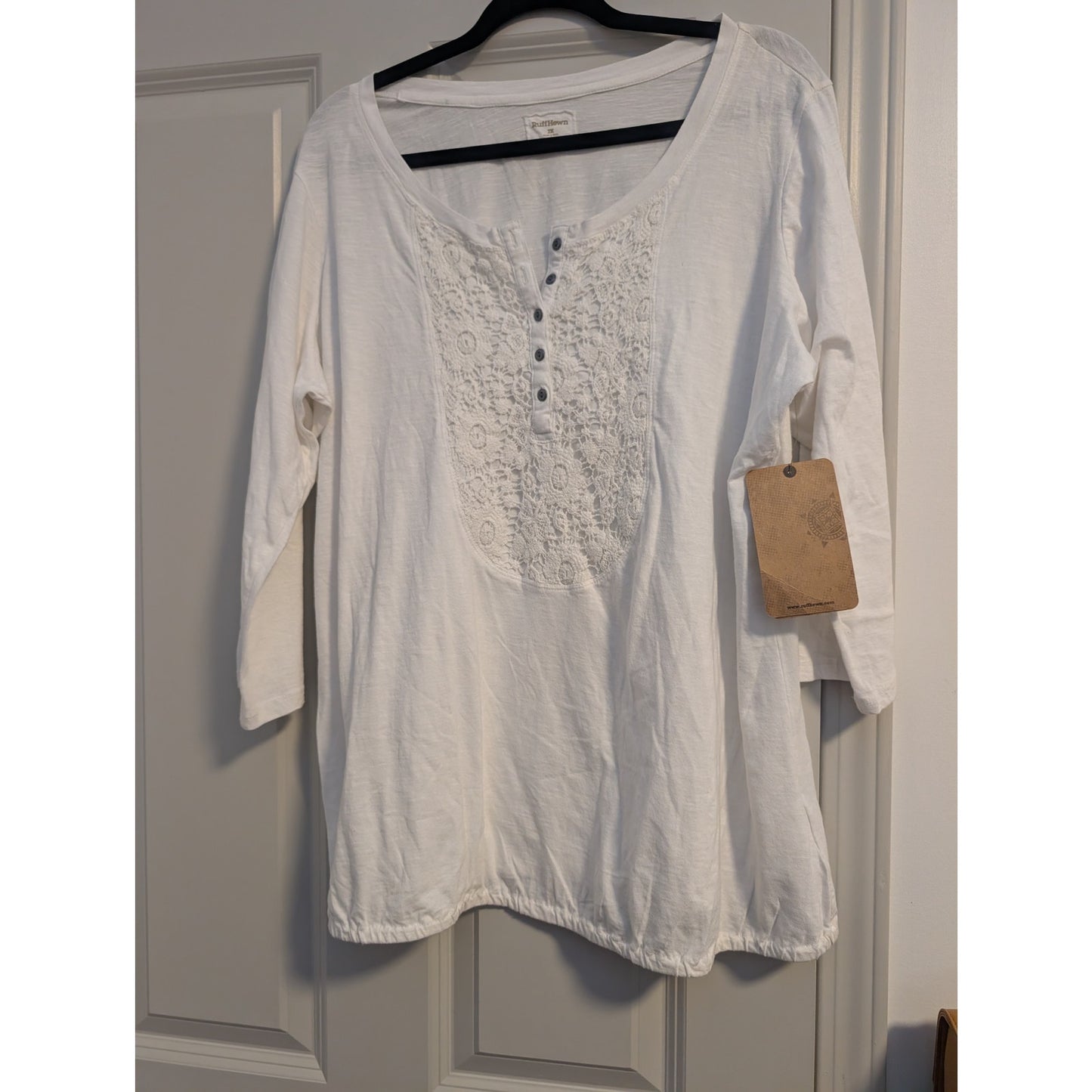 1495 - Ruffhewn White with Crochet Bib - NWT - 2x