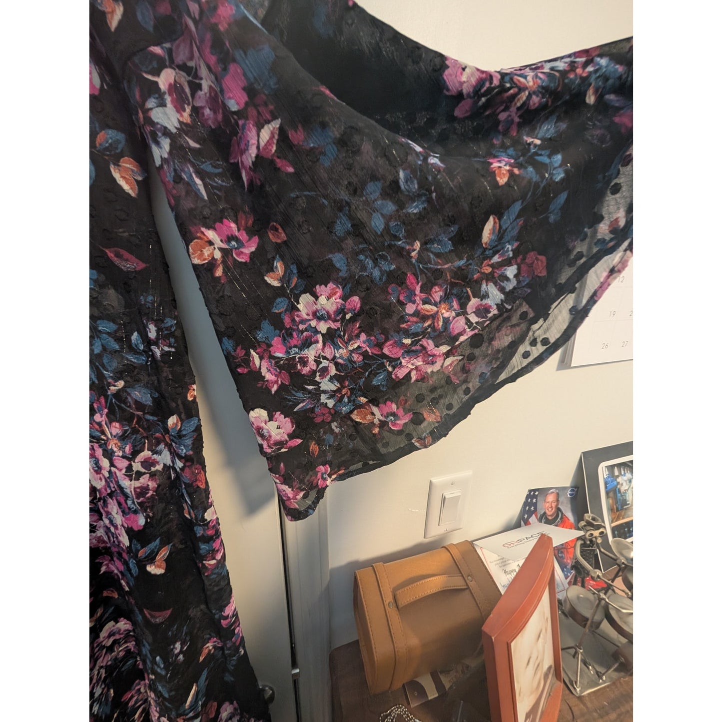 1493 - Torrid Black with Floral and Swiss Dots Kimono - Size 00
