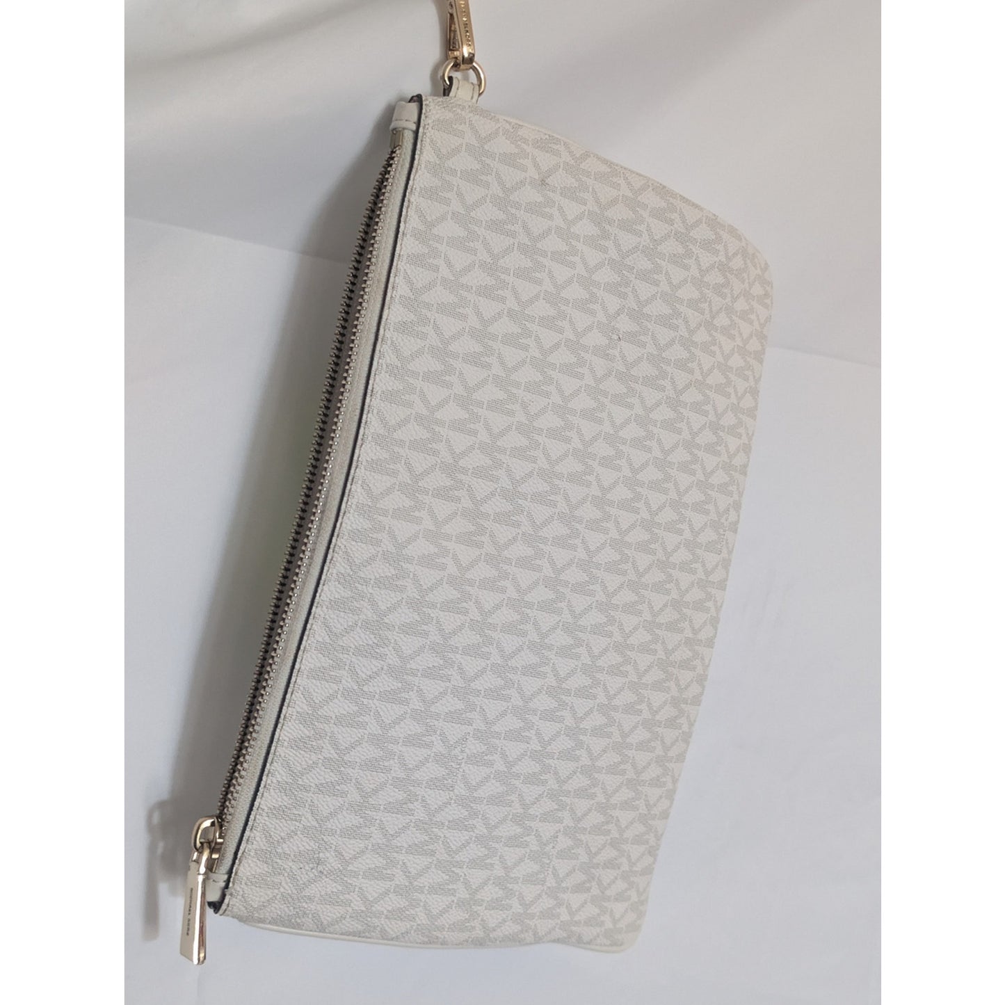 1061 - Michael Kors Jet Set Travel Wristlet Clutch Monogram Neon Yellow
