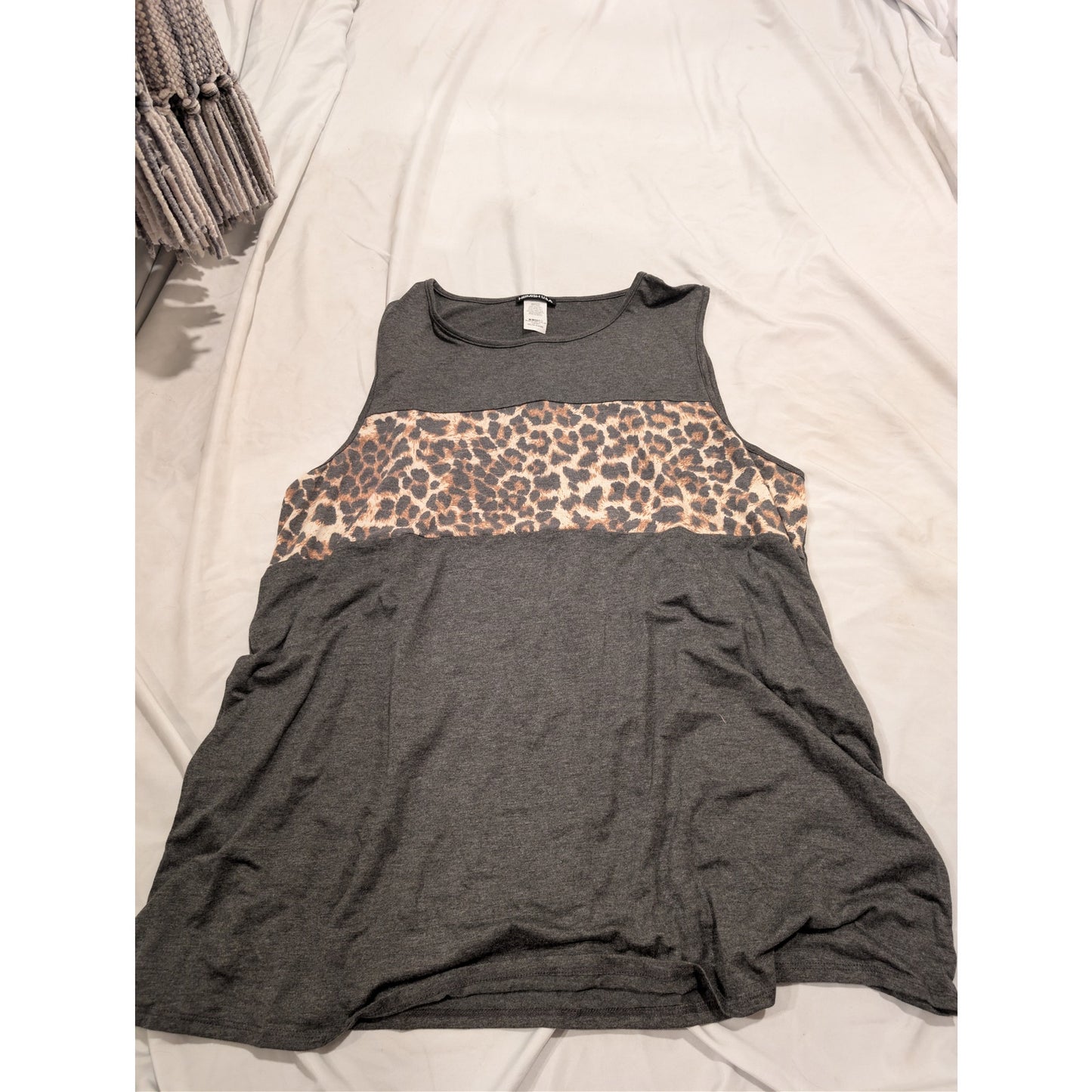 13333 - Heimish Animal Print Tank top - 3XL - NWOT